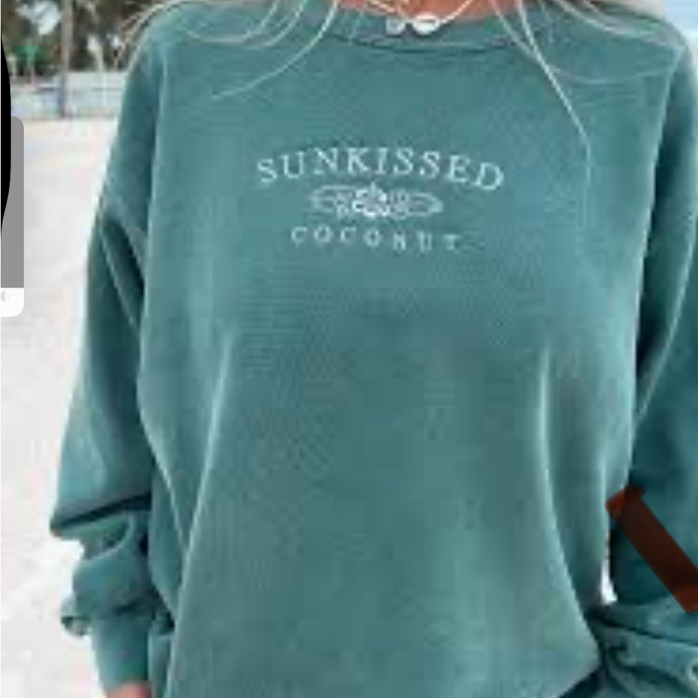 Sunkissed Coconut Comfort Color Teal Crew Neck Sweater small